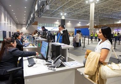 MTC dispone que aerolíneas informen a los pasajeros sobre la TUUA y otros cargos desde el momento de la reserva