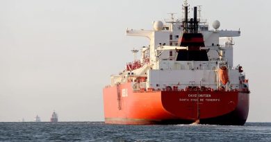 Estados Unidos amenaza con tasas de 200.000 dólares a los buques españoles